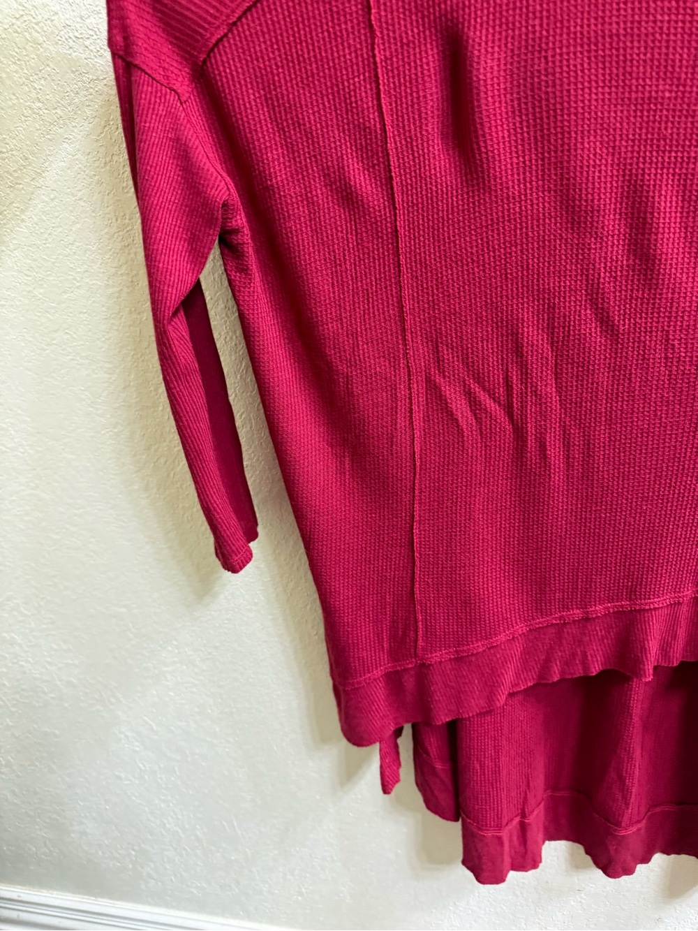 Free People Raspberry High-Low Waffle Henley Tunic - Picture 6 of 11